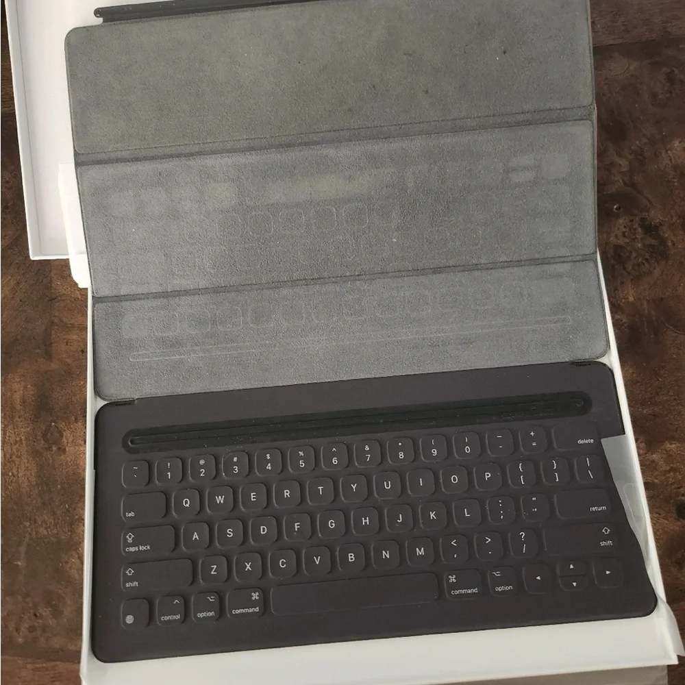 Apple iPad Smart Keyboard iPad Pro Air 12.9